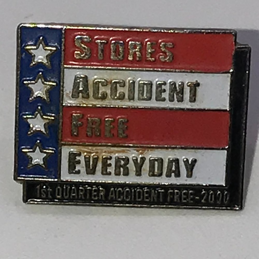 Vintage Dollar General Pin